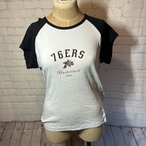 Vintage Reebok Black and White Cotton Baby Tee XL Philadelphia Sixers 76ers